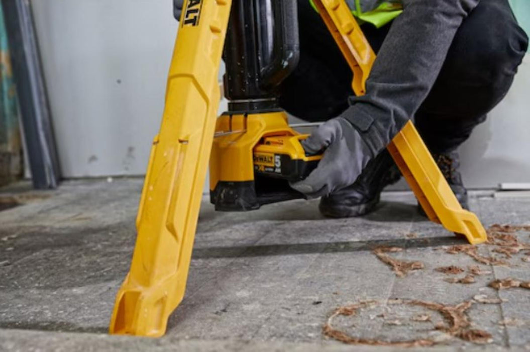 CORDLESS LED FLASHLIGHT WITH TRIPOD DEWALT DCL079-XJ