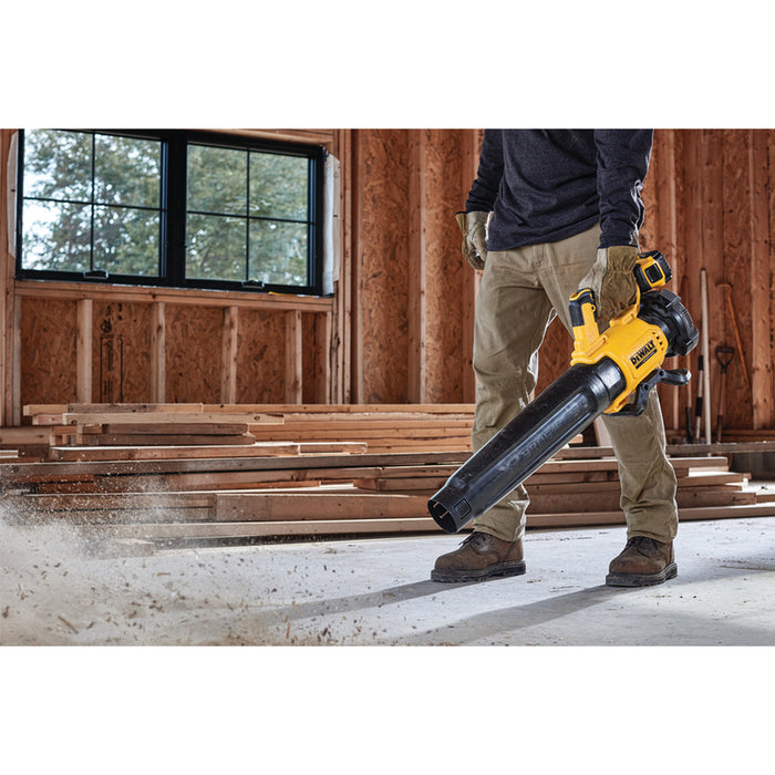 DEWALT DCMBL562N-XJ 18 V CORDLESS BROOM, MAXIMUM BLOW SPEED 200 km/h