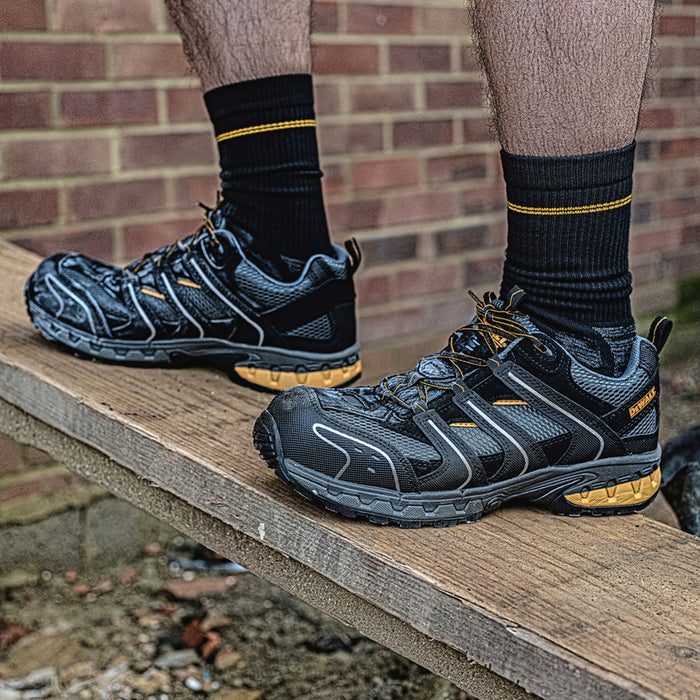 DEWALT CUTTER WORK SHOES SIZE 43