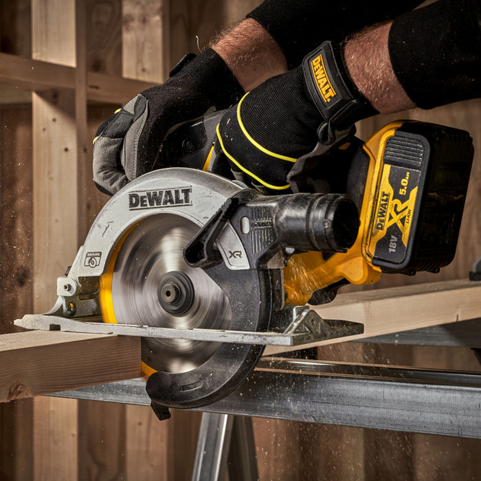 CORDLESS HAND CIRCULAR SAW DEWALT DCS565N-XJ