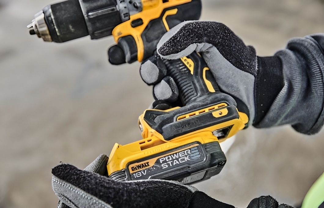 DRILL/DRIVER DEWALT DCD805P2T 18V 2X5,0AH BL TSTAK