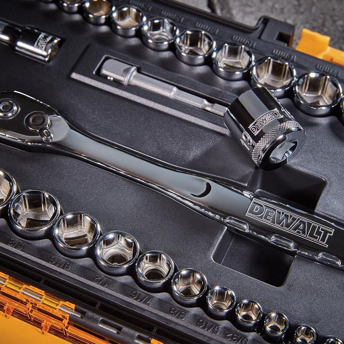DEWALT DWMT45034-0 34-PIECE RATCHET SET WITH INSERTS