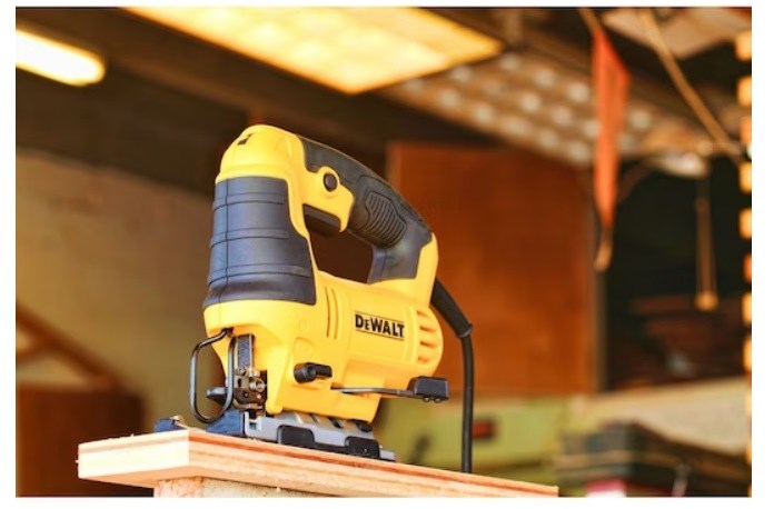 Electric jigsaw 650W DEWALT DWE349