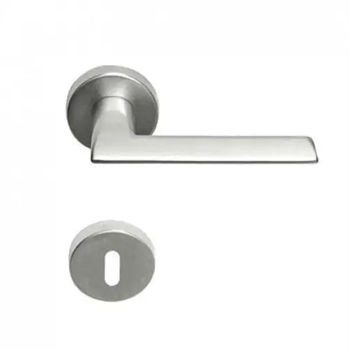 DOOR HANDLE SONICO VARNA - Обков за врати<<<Обков<<<Мебели и интериор<<<Praktiker&&&Обков за врати<<<Врати и