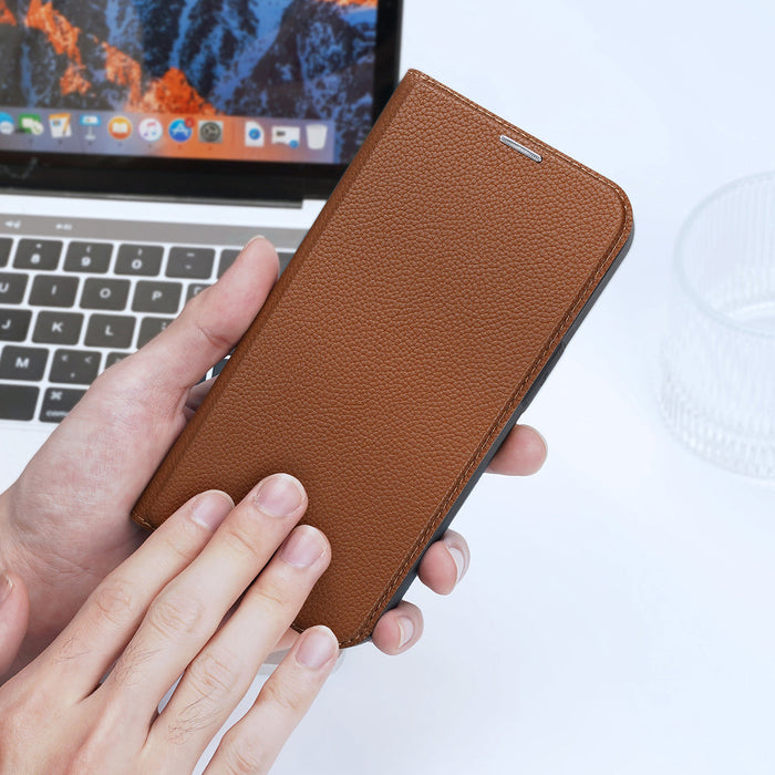 Dux Ducis Skin X2 case for iPhone 14 Plus case with magnetic flap brown - Cell phone cases and covers<<<HurtelXML