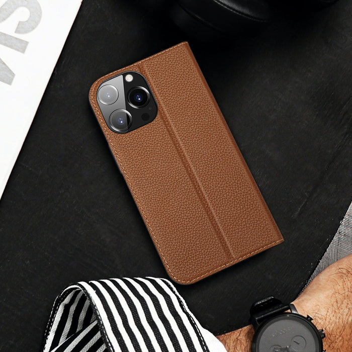 Dux Ducis Skin X2 case for iPhone 14 Pro Max case with magnetic flap brown - Cell phone cases and covers<<<HurtelXML