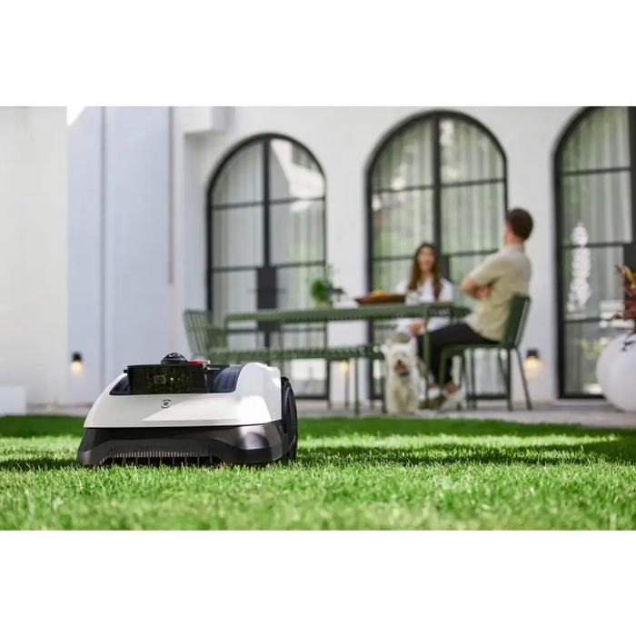 Ecovacs GOAT O500 Panorama Robotic lawn mower Battery Black White - Mowing workNAK-RKO<<<Cordless toolsNAK<<<ActionPL