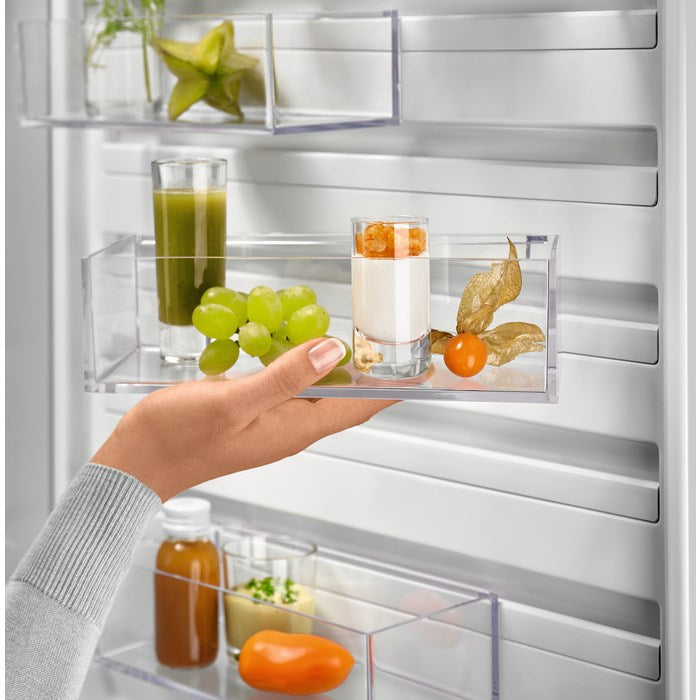 Electrolux LNT7ME36X3 Freestanding 366 L E Stainless steel - Freestanding refrigerator-freezers