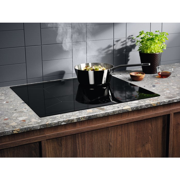 Electrolux LIL61434C Black Built-in 59 cm Zone induction hob 4 zone(s)