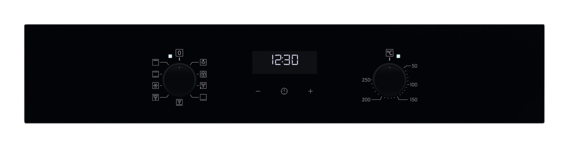 Oven with catalytic converter Electrolux EOF5C50BZ 65 L black