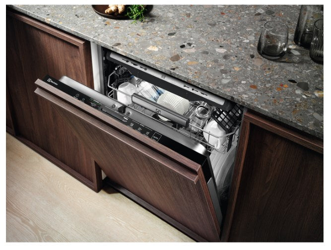 Electrolux EEG69420W Fully built-in 15 place settings C