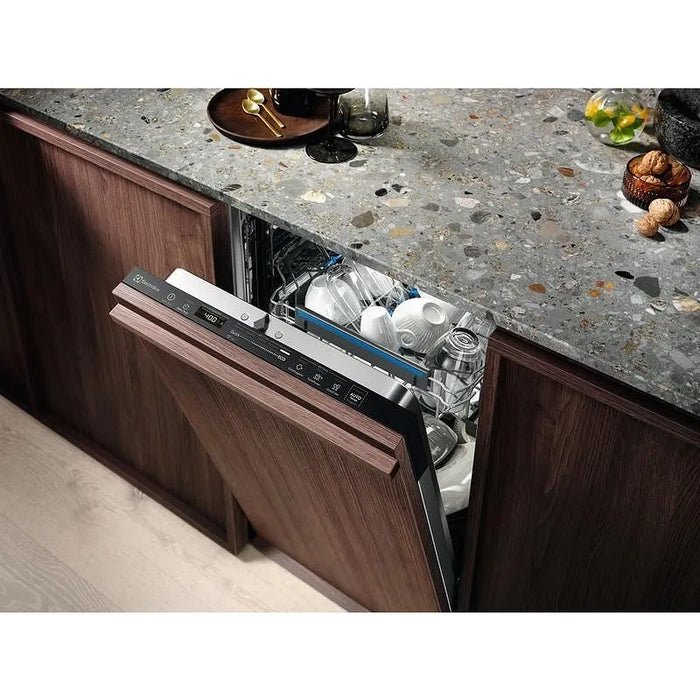 Built-in dishwasher Electrolux EEG62310L, 450 W, mm, 9 place settings, D