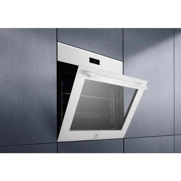 Built-in oven Electrolux EOE8P39WV, 72, A+, Pyrolysis, Sensor