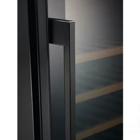 Built-in wine cooler ELECTROLUX EWS4052B5B, 52 bottles Bordeaux type