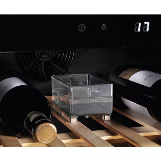 Built-in wine cooler ELECTROLUX EWS4052B5B, 52 bottles Bordeaux type