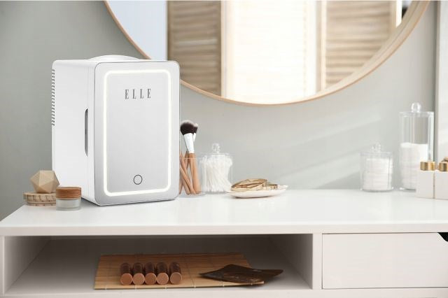 ELLE 6L white mini fridge with LED make-up mirror
