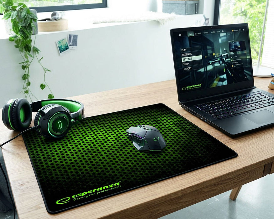 Esperanza EA146G Black,Green Gaming mouse pad