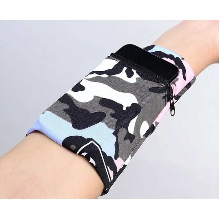 Fabric armband on the arm for running fitness camo blue - Sport products<<<HurtelXML