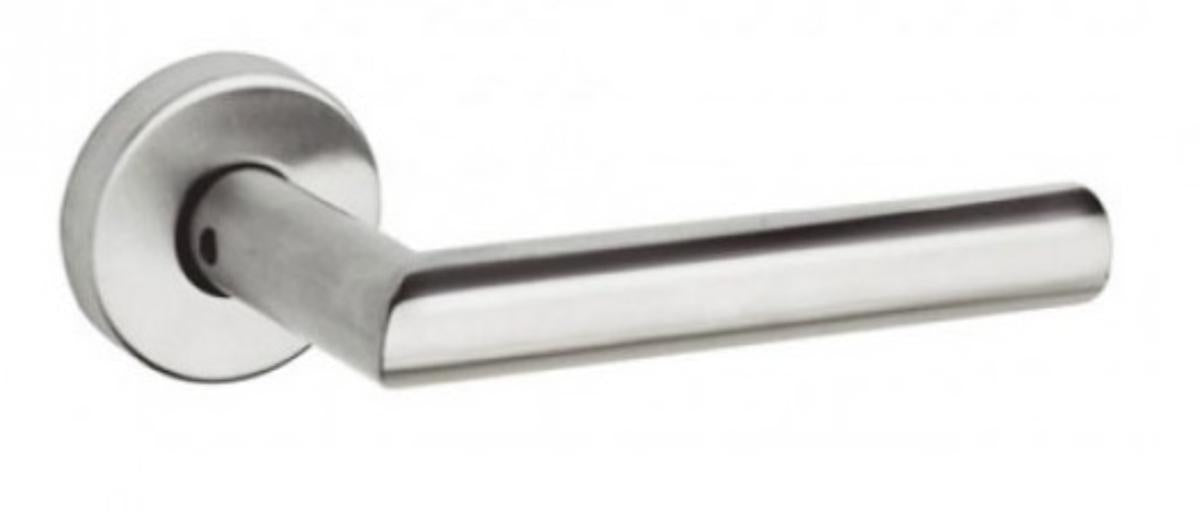 DOOR HANDLE INTESA 102