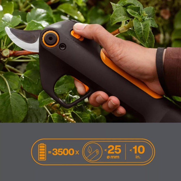 FISKARS CORDLESS SCISSORS M 8V 4AH