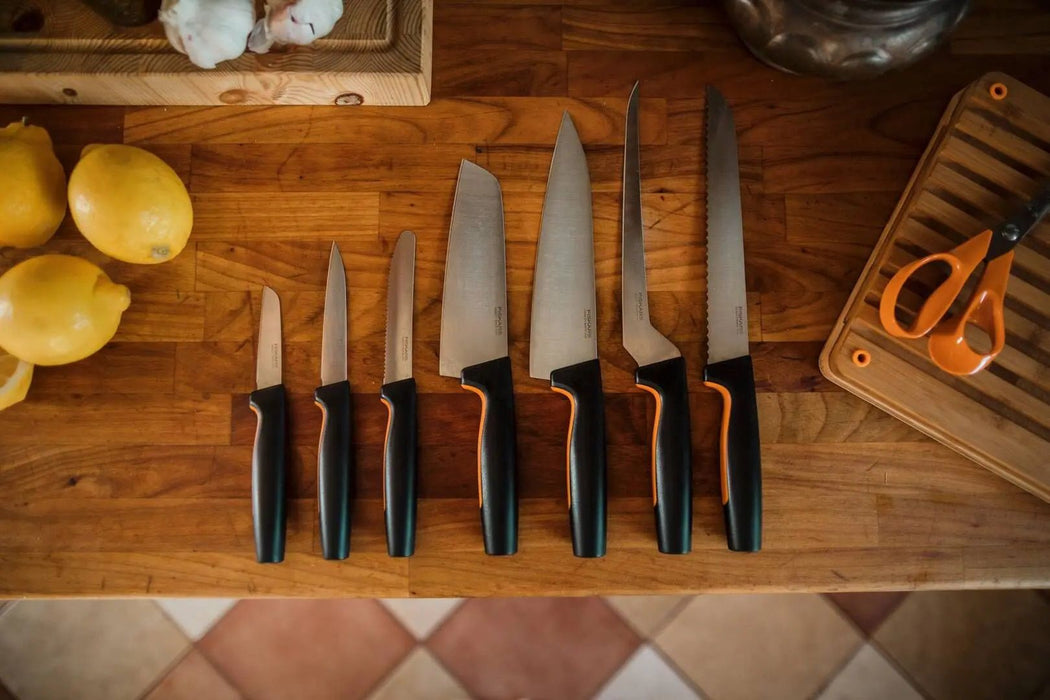 LARGE CHEF'S KNIFE FUNCTIONAL FORM