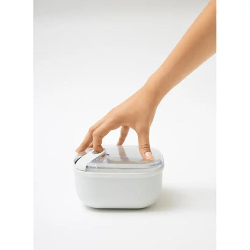 FOOD BOX 1 L ELA WHITE SQUARE ROTHO - Кутии за храна и купи<<<Домашни потреби<<<Кухня<<<Praktiker