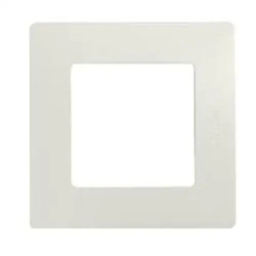 FRAME SINGLE CREAM LEGRAND NILOE - Ключове и контакти<<<Електроматериали<<<Praktiker&&&Ключове и