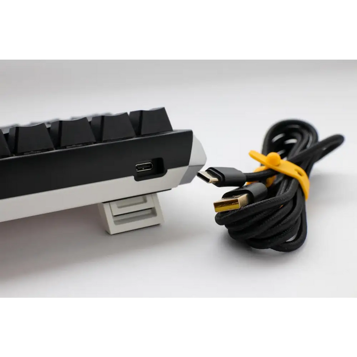 Gaming mechanical keyboard Ducky One 3 Classic Mini 60% Hotswap Cherry MX Clear RGB PBT Keycaps - Геймърски