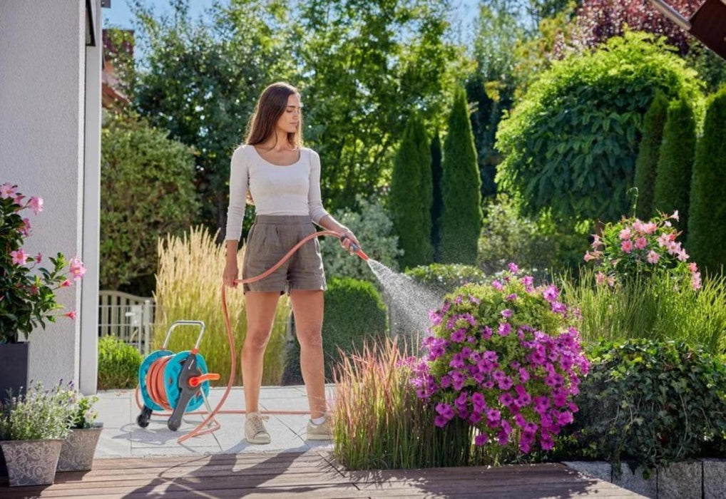 20M HOSE REEL AND GARDENA ACCESSORIES