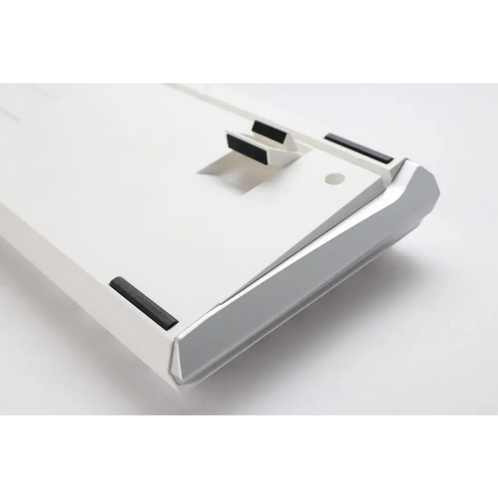 Геймърскa механична клавиатура Ducky One 3 Pure White TKL Hotswap Cherry MX Silent Red RGB PBT Keycaps - Геймърски