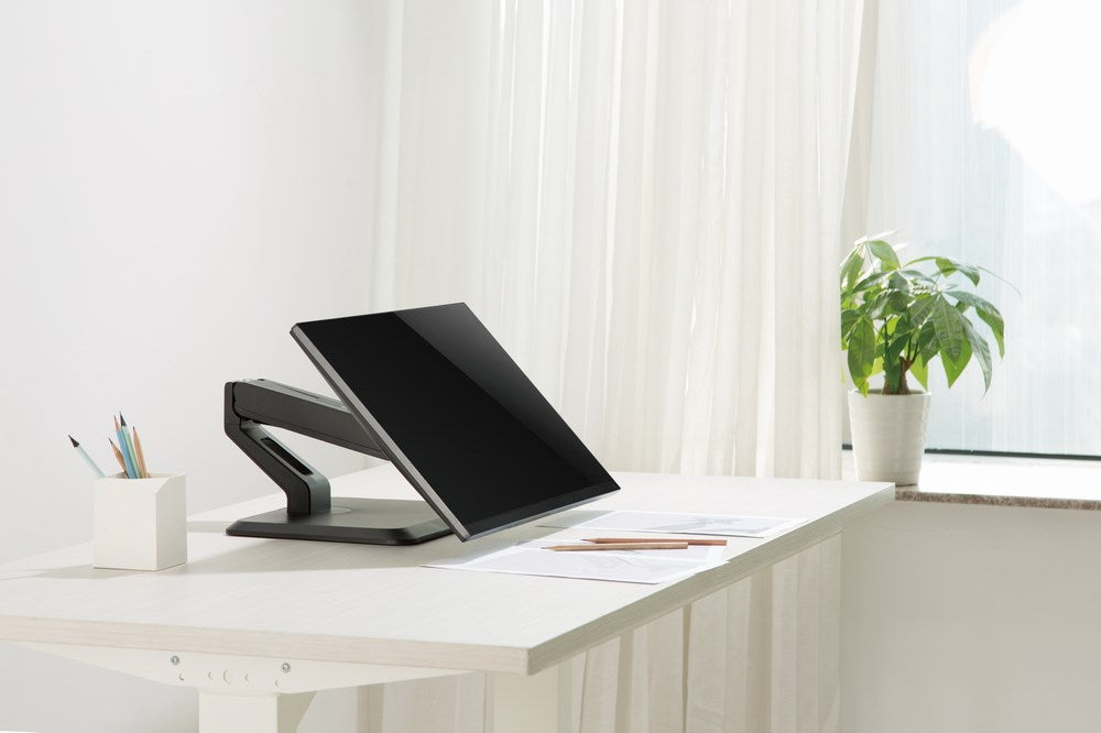 Gembird MS-D1ST-01 Full-motion touchscreen desk stand, 17"-32", black