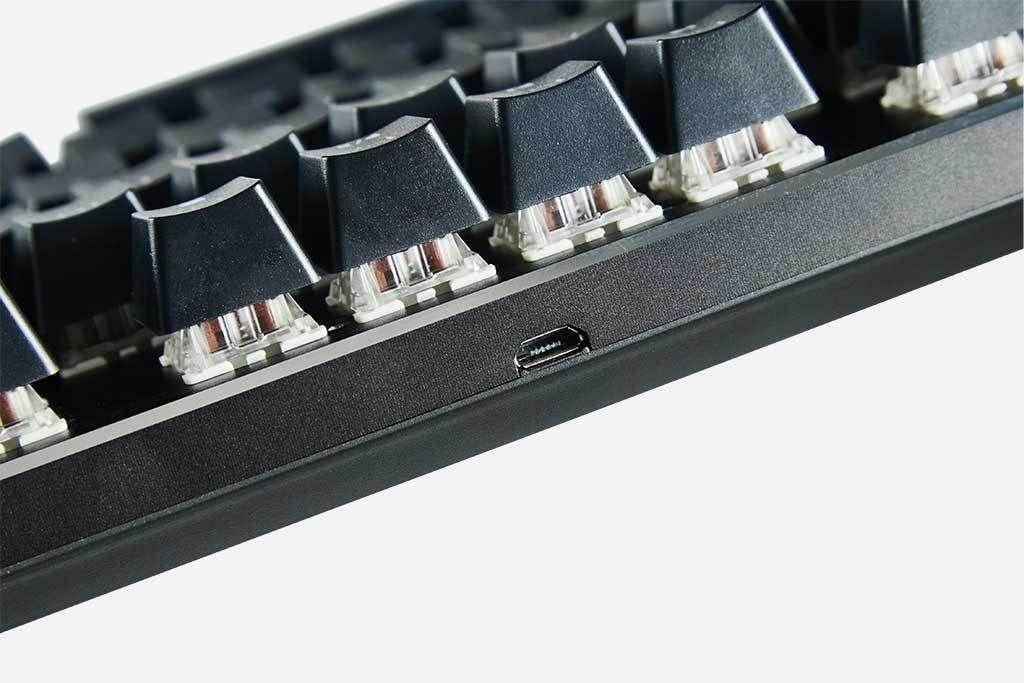 Gaming mechanical keyboard base Glorious RGB GMMK TKL, ISO Layout