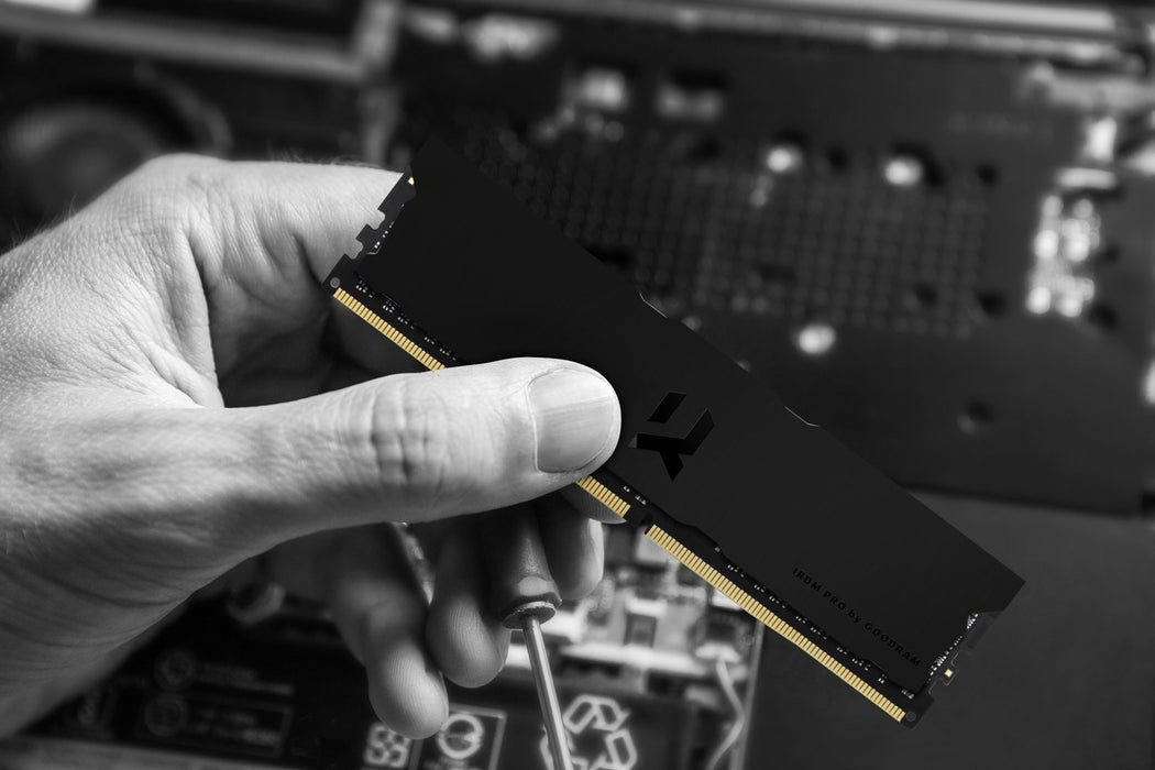 Goodram IRDM PRO memory module 32 GB 2 x 16 GB DDR4 3600 MHz
