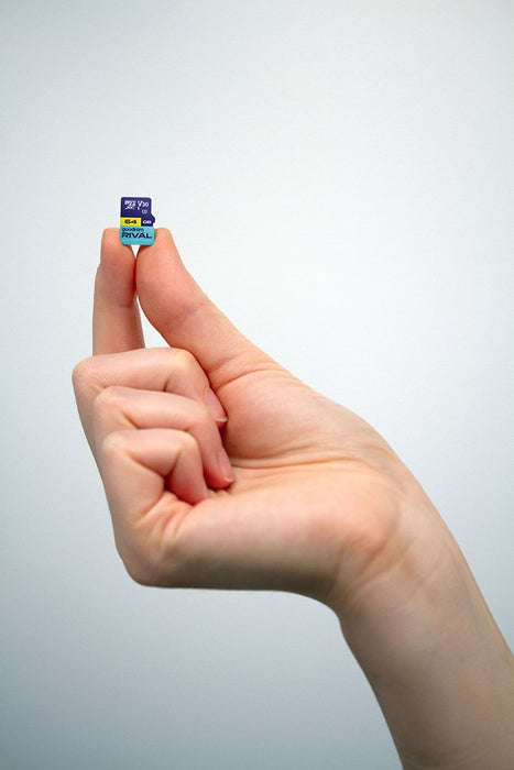 GOODRAM RIVAL M3AA 64 GB MicroSDXC V30 UHS-I U3 + adapter (GGSM3AA-0640R12)