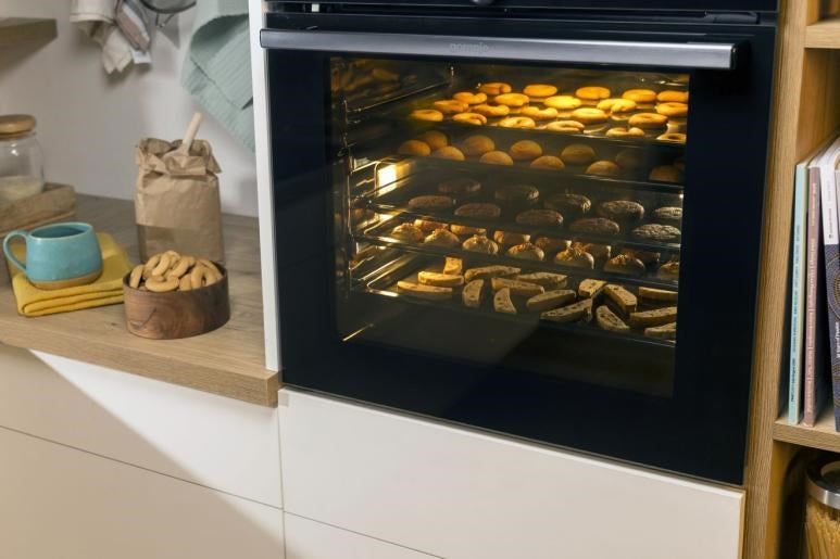 Gorenje   BO6737E02BG Black