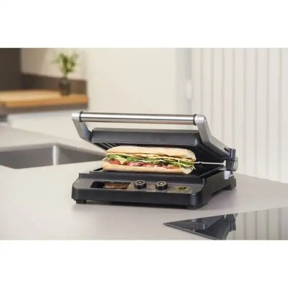 Grill BLACK&DECKER BXGR2000E - Грилове и скари<<<Уреди за кухня<<<Малки електроуреди<<<TechnoMix&&&Последни