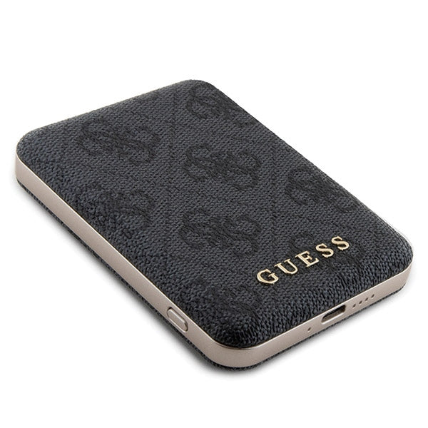 Guess 4G Metal Logo case set for iPhone 15 Pro + 5000mAh MagSafe power bank - black