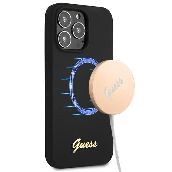 Guess GUHMP13LLSLMGBK iPhone 13 Pro / 13 6.1&quot; black/black hardcase Silicone Script Gold Logo MagSafe
