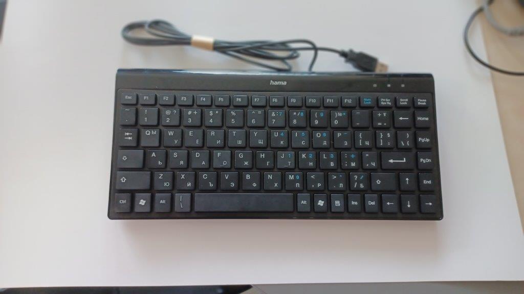 HAMA SL720 Mini Laptop Keyboard Black - Клавиатури<<<Компютърна периферия<<<ValiAPI&&&Клавиатури<<<Периферии<<<Лаптопи