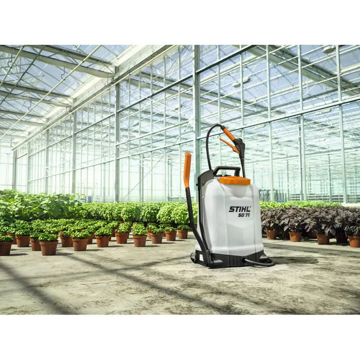 HAND BACK SPRAYER 18 LITERS STIHL SG 71 - Ръчни пръскачки<<<Градински машини<<<Инструменти и