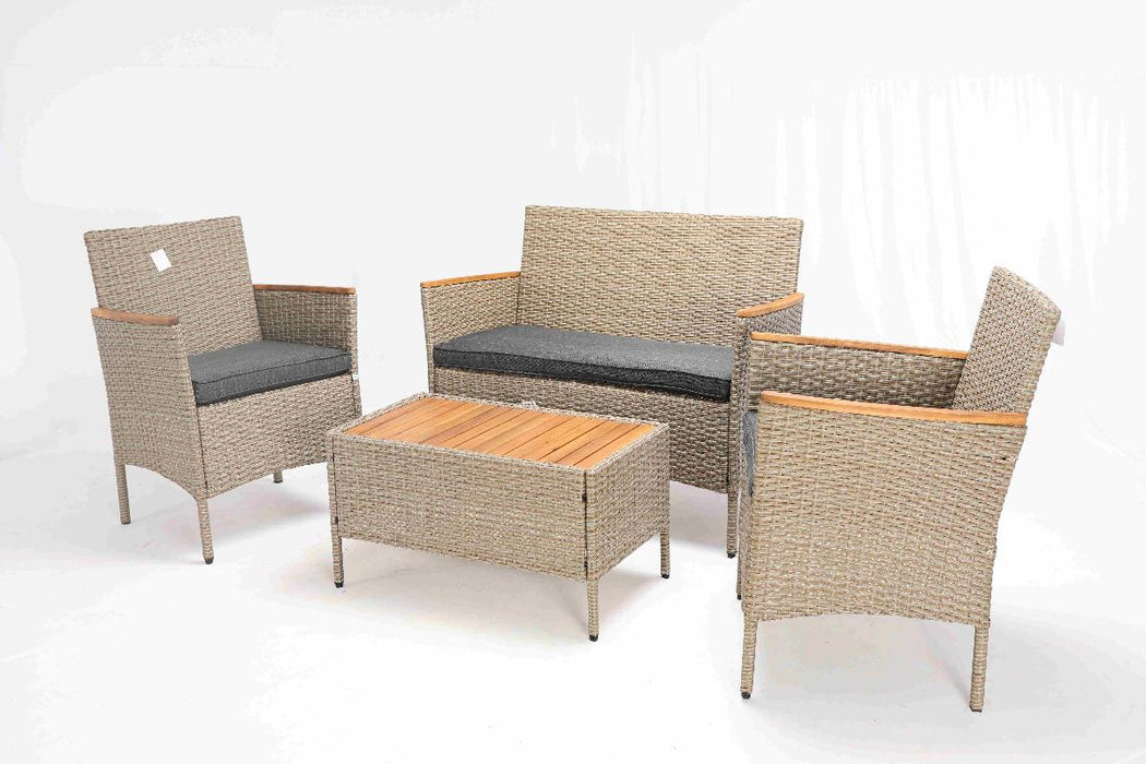 PILSEN RATTAN SET 4 PIECES