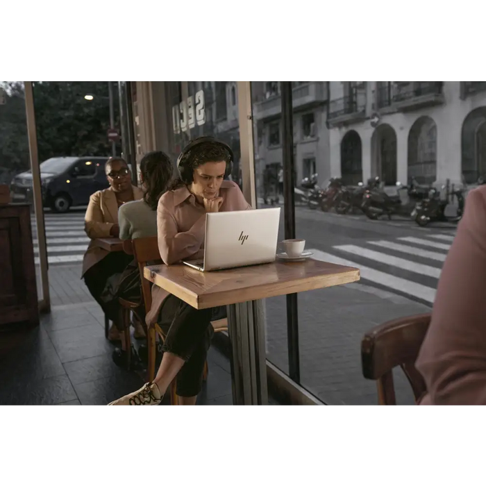 HP EliteBook 860 16 inch G11 Notebook PC Intel Core Ultra 7 155H Laptop 40.6 cm (16’’) WUXGA 16 GB DDR5-SDRAM 512 GB
