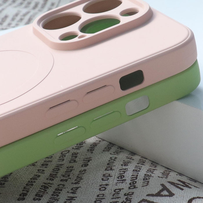 MagSafe compatible silicone case for iPhone 15 Silicone Case - cream