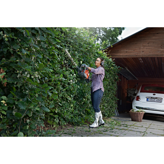 MOTORIZED HUSQVARNA 122HD60 600 W, 21.7 cm3, 59 cm, BLADE PITCH 28 mm