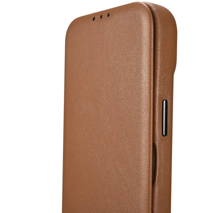 iCarer CE Premium Leather Folio Case iPhone 14 magnetic flip case MagSafe brown (WMI14220713-BN) - Cell phone cases