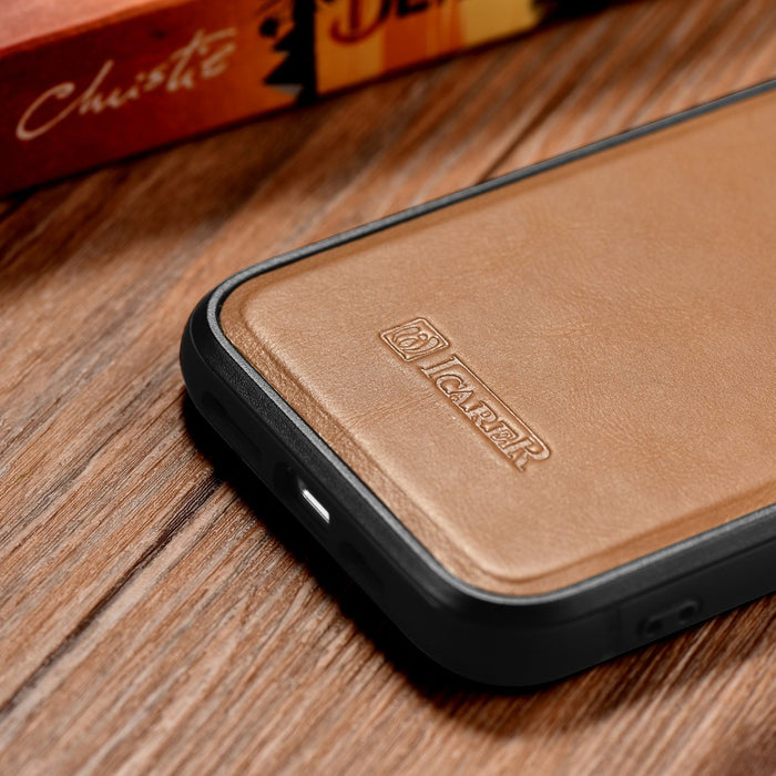 iCarer Leather Oil Wax case covered with natural leather for iPhone 14 Plus brown (WMI14220719-TN)