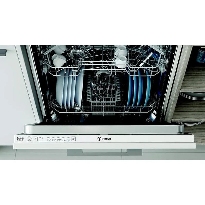 Built-in dishwasher Indesit D2I HL326, 14 place settings, 600 W, mm, E