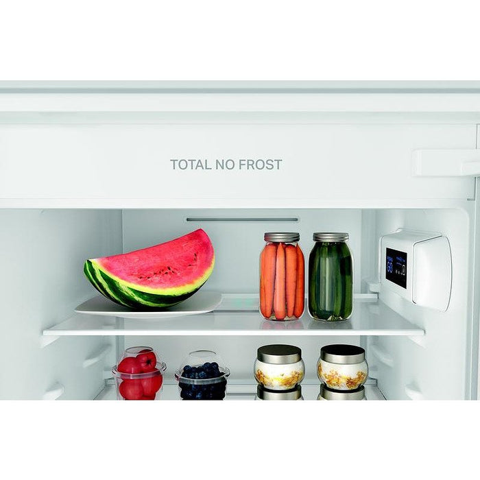 Built-in refrigerator with freezer Indesit INC18 T112***, 250 l, E, No Frost, Yes