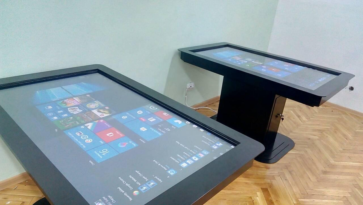 InfoDart T555 interactive table