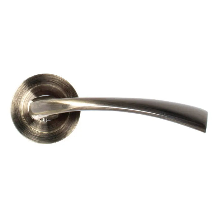 INTESA LUCKY DOOR HANDLE - Обков за врати<<<Обков<<<Мебели и интериор<<<Praktiker&&&Обков за врати<<<Врати и